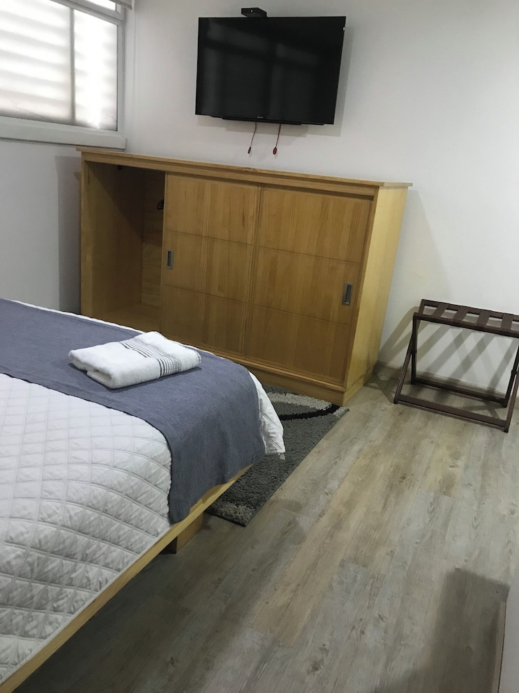 Ayenda 1043 Apartahotel Kafir 41/59