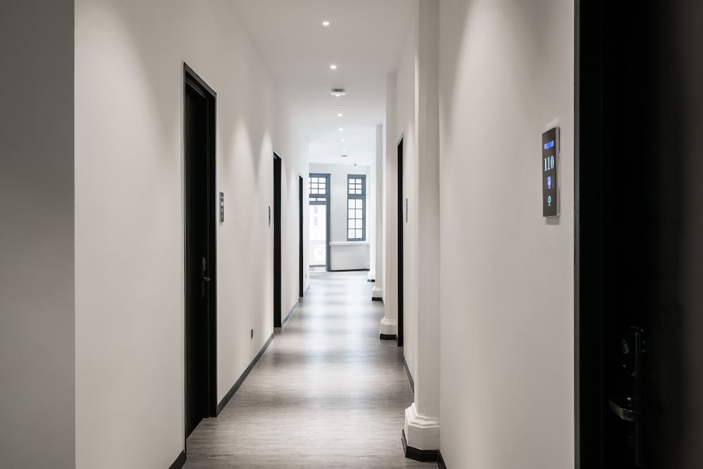Modern Hotel Georgetown 27/45