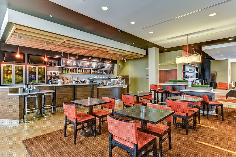 Courtyard by Marriott Bridgeport Clarksburg 34/43