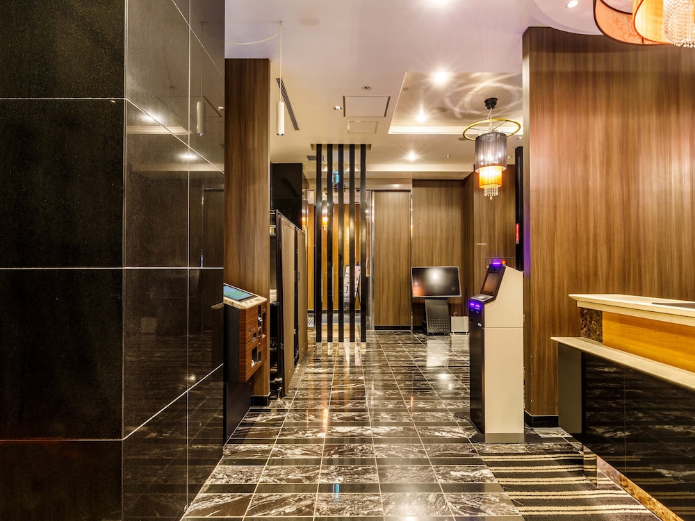 lobby