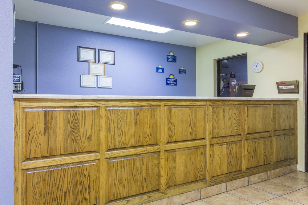 Days Inn By Wyndham Kingman West 9/31