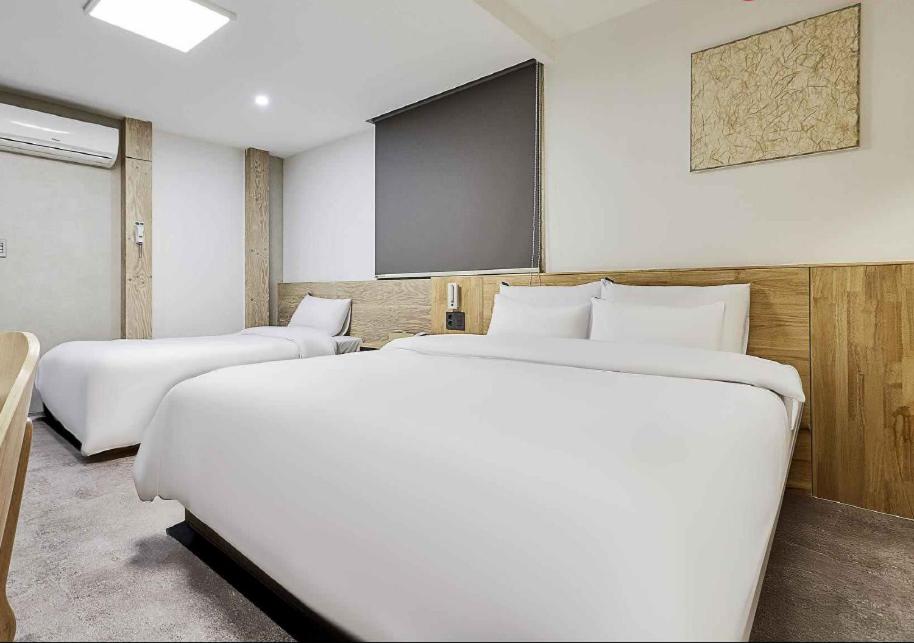 Suwon Hotel Pacific 37 7/35