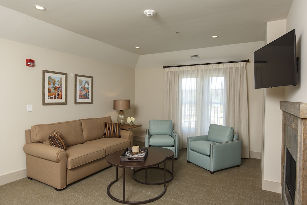 The Inn at Chesapeake Bay Beach Club 44/71
