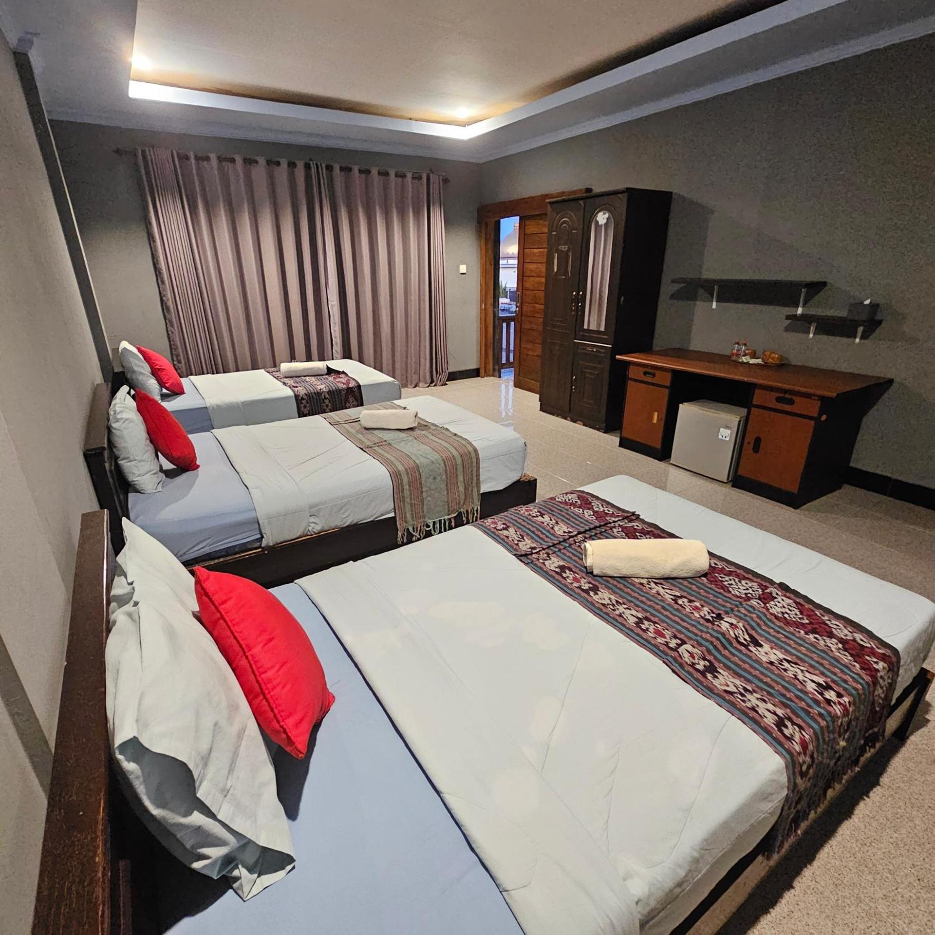 Room, Triple, Sea View