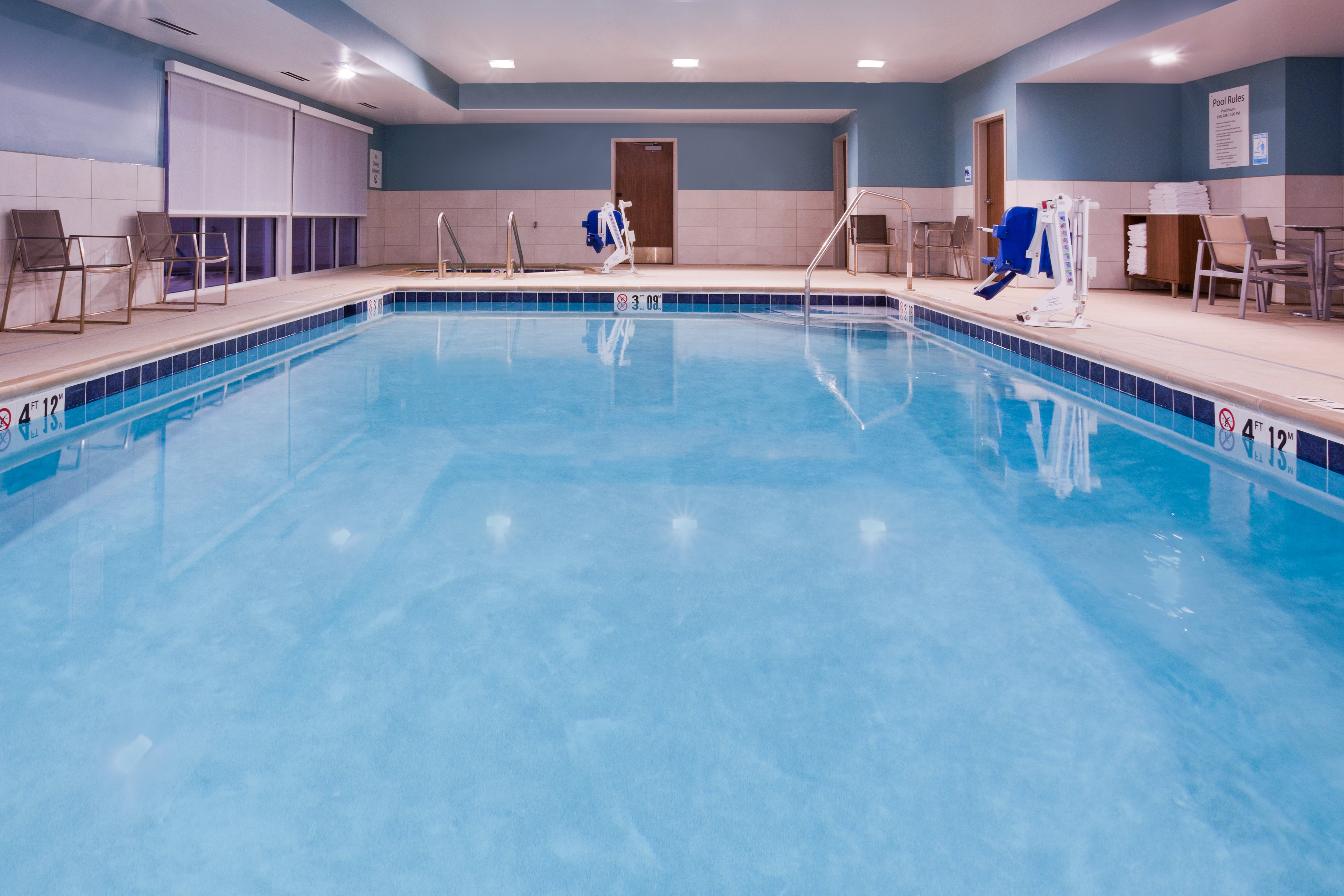 Holiday Inn Express And Suites Des Moines Downtown 30/55