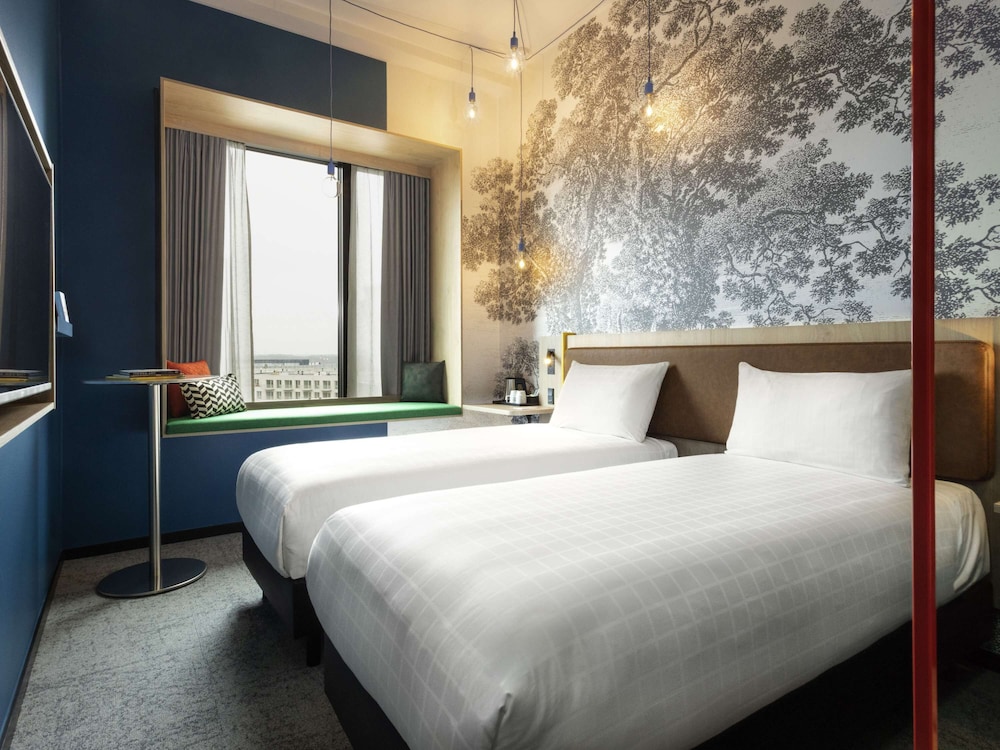 SUPERIOR, TWIN BEDS