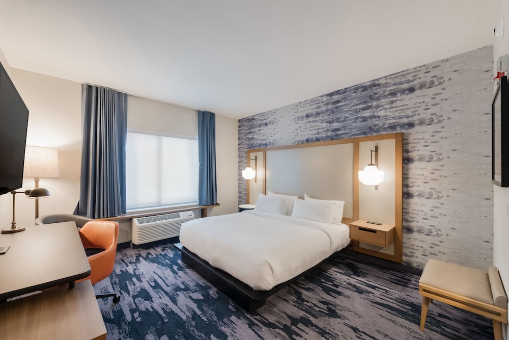 Fairfield Inn & Suites by Marriott Virginia Beach Town Center 5/20