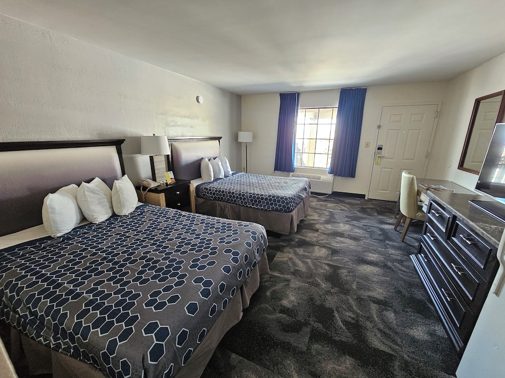Bluegrass Extended Stay Hotel 7/57
