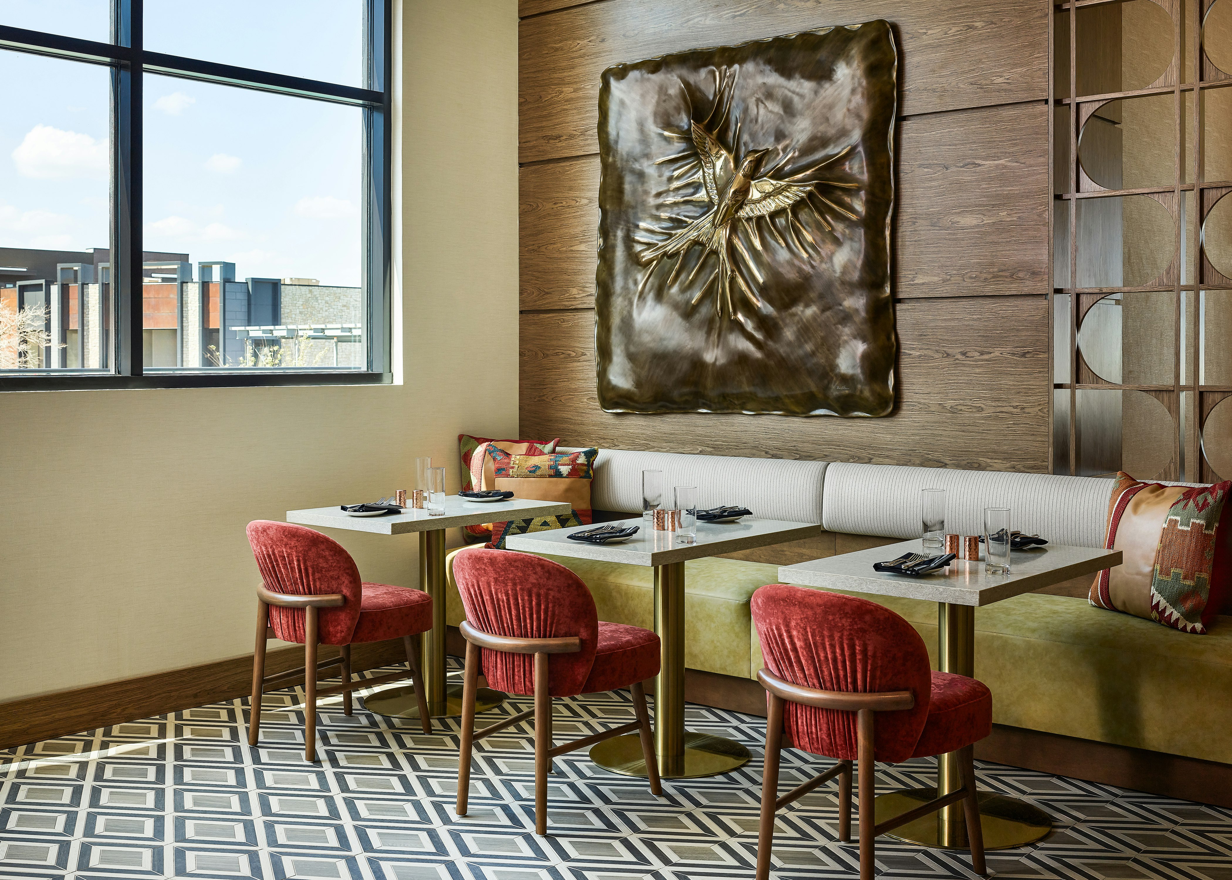 Lively Hotel on OAK Oklahoma City, Tapestry by Hilton 32/43