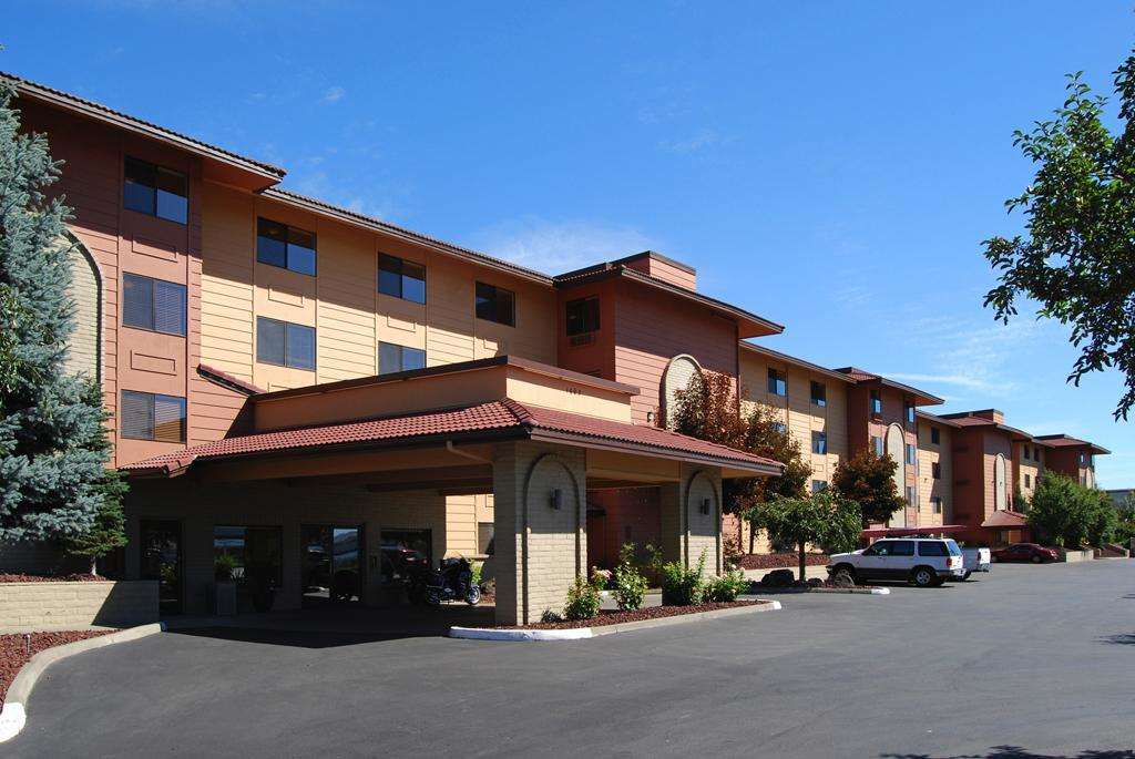Baymont by Wyndham Yakima Riverfront 4/51