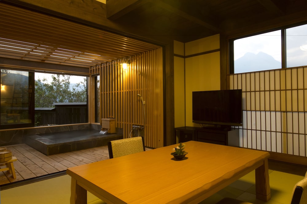 Yufuin Onsen Toshoan 37/44