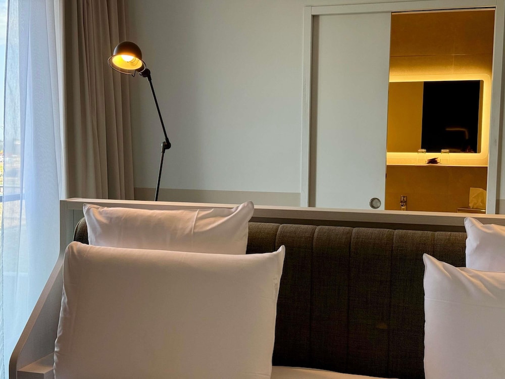 Premium, Privilege, Double Bed, Hotel Mercure Bastia Biguglia 3/8