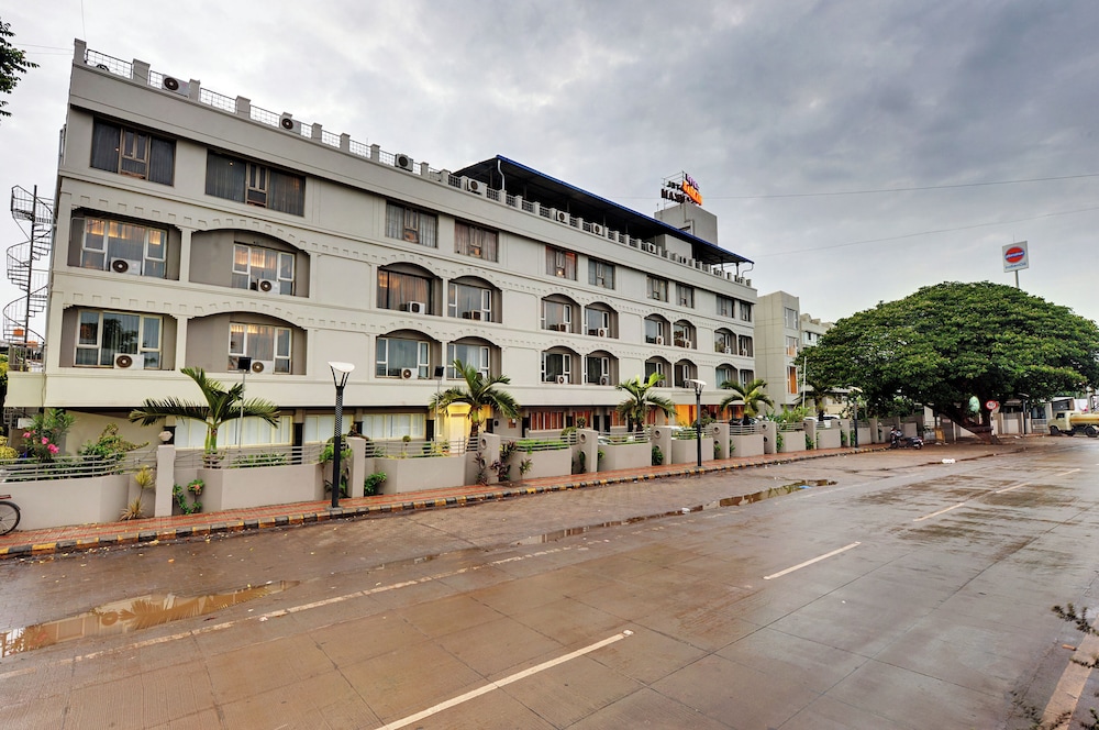 SANKAM RESIDENCY 2/33