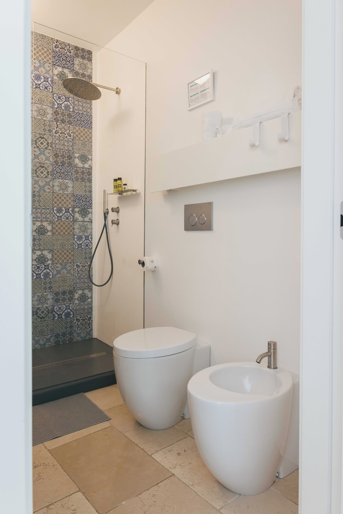 شقة بسرير كينج بإطلالة على المدينة مع أريكة بمطبخ، Santa Maria 24 Guest House 3/6