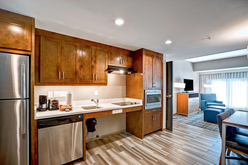 Homewood Suites by Hilton Boston Brookline Longwood Medical 52/67