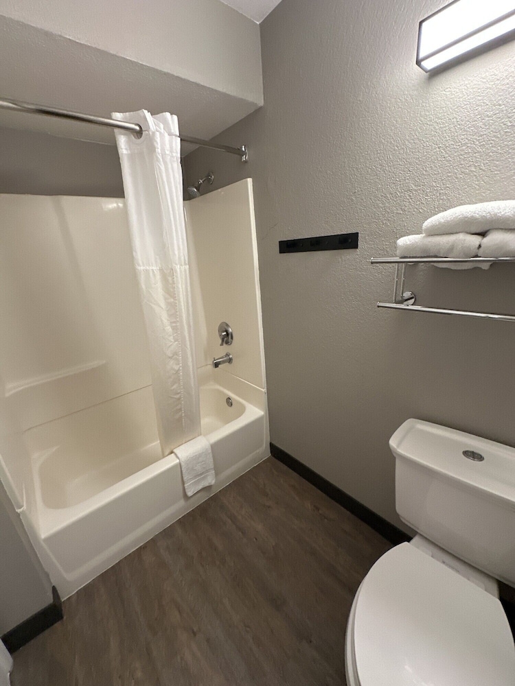 Motel6 San Diego Hotel Circle Mission Valley 58/61