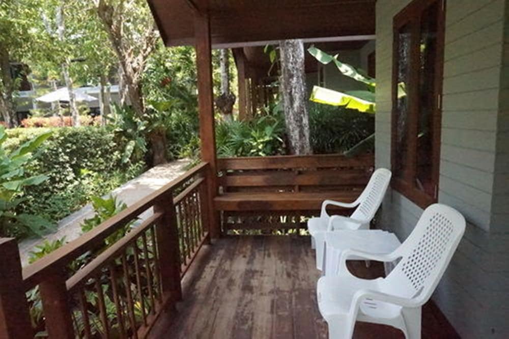 Dream Valley Resort Tonsai Beach 63/72