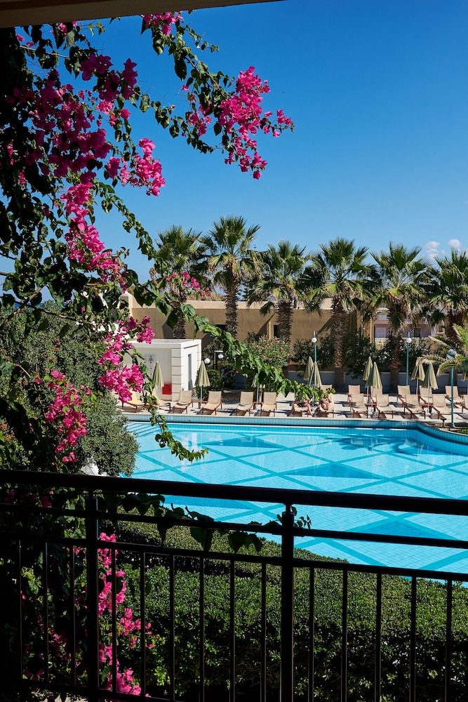 Rethymno Palace 10/71
