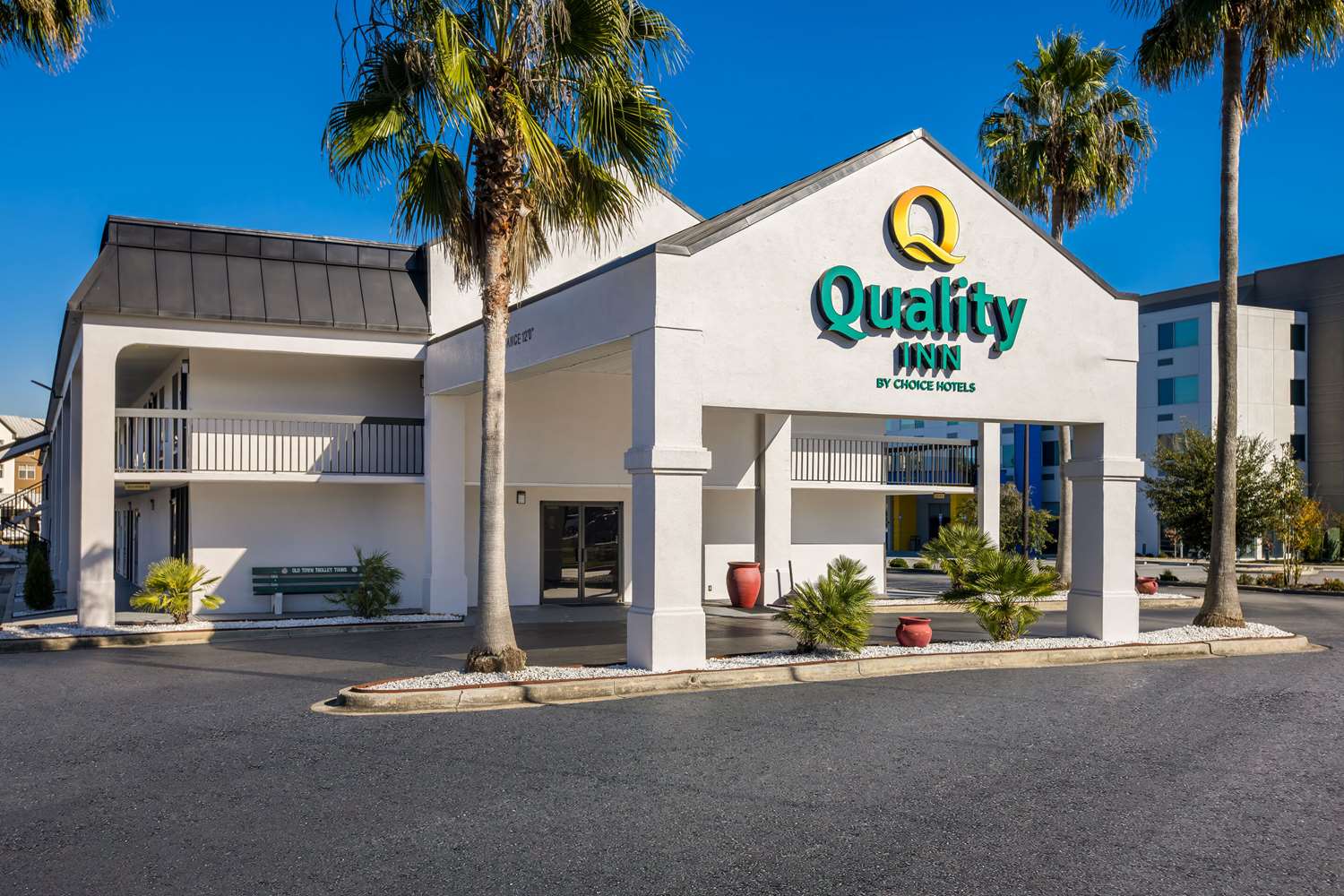 Quality Inn Savannah I 95 37/41