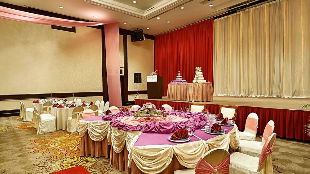 Berjaya Penang Hotel 51/53