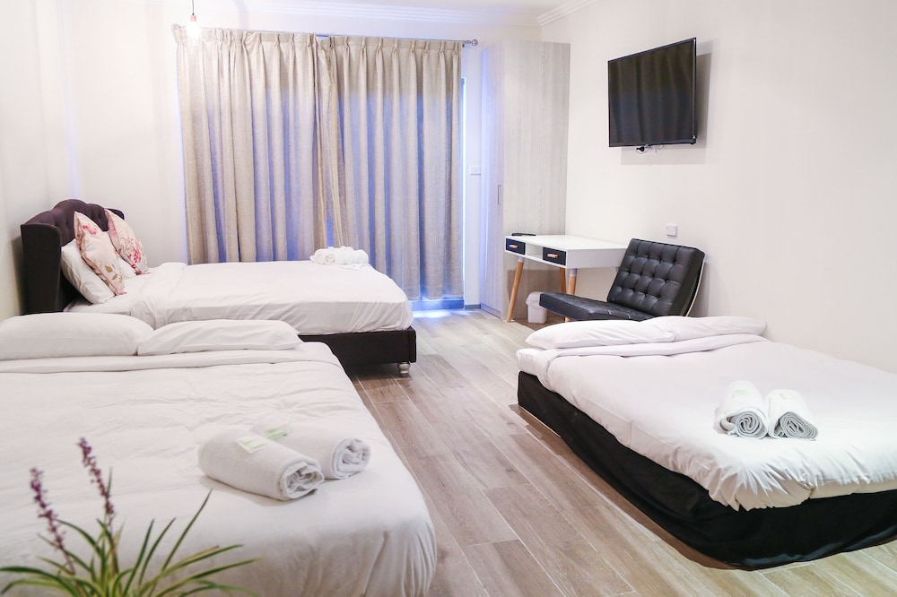 Sydney RiseOn Hotel 14/56
