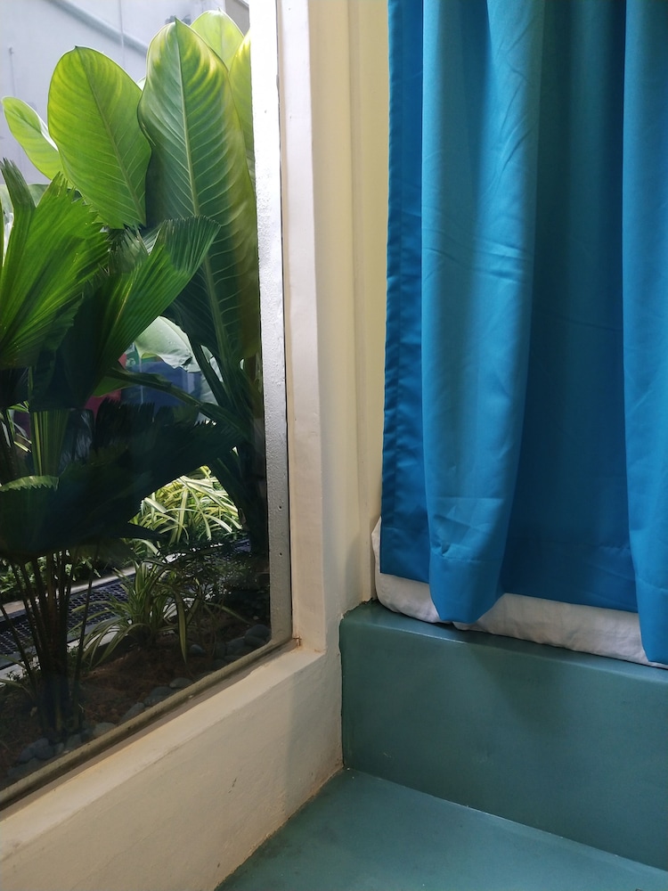 Beds In Garden Hostel Sdn Bhd 7/50
