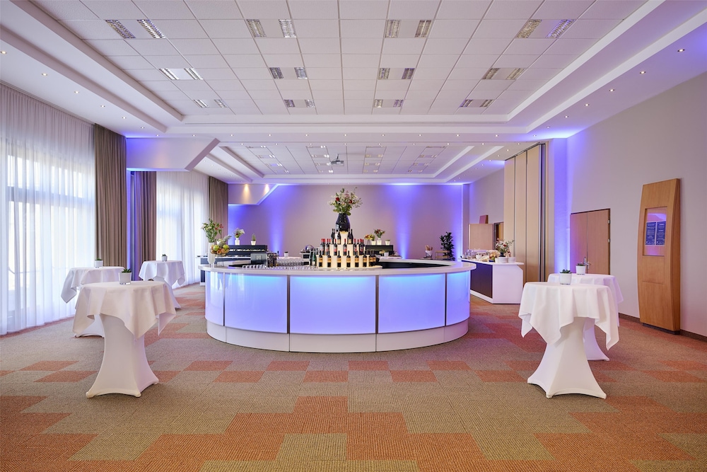 NH Vienna Airport Conference Center 8/60