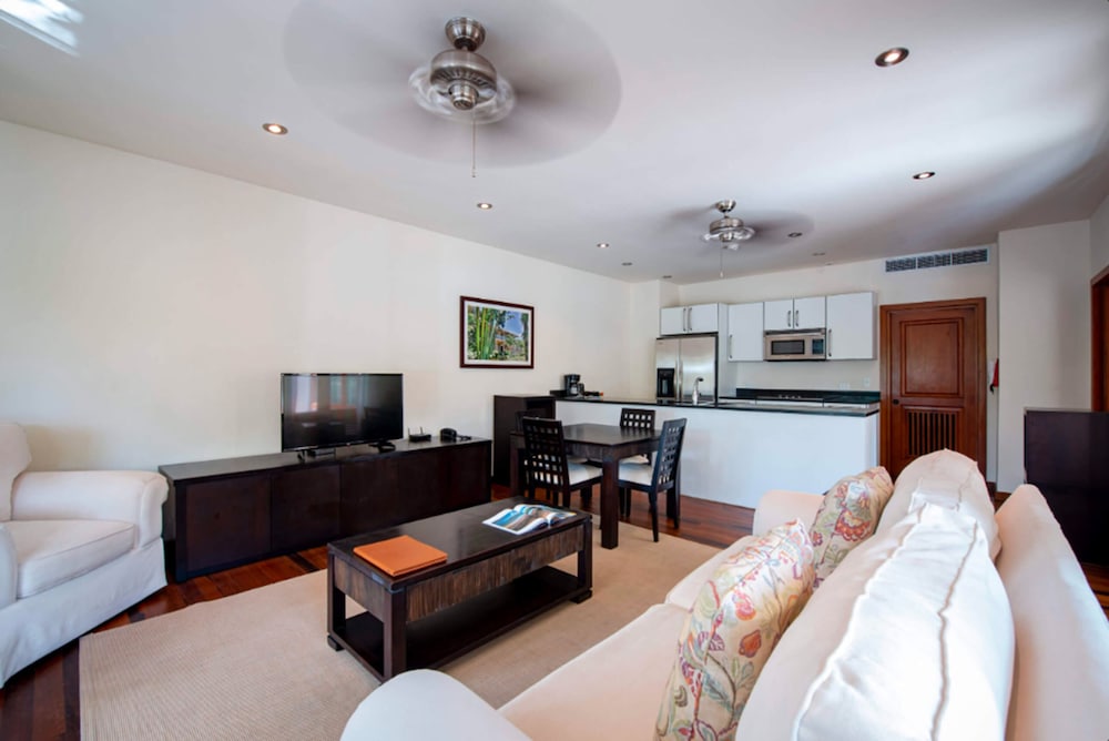 Nonsuch Bay Resort 28/33