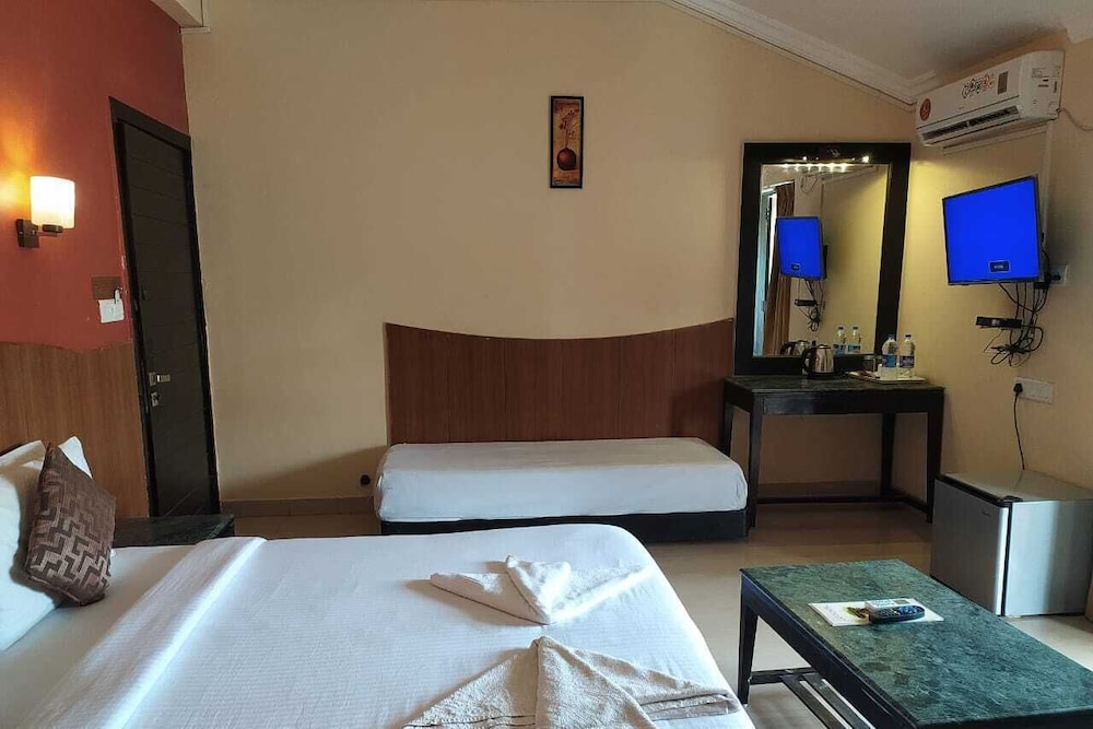 PREMIUM, KING BED