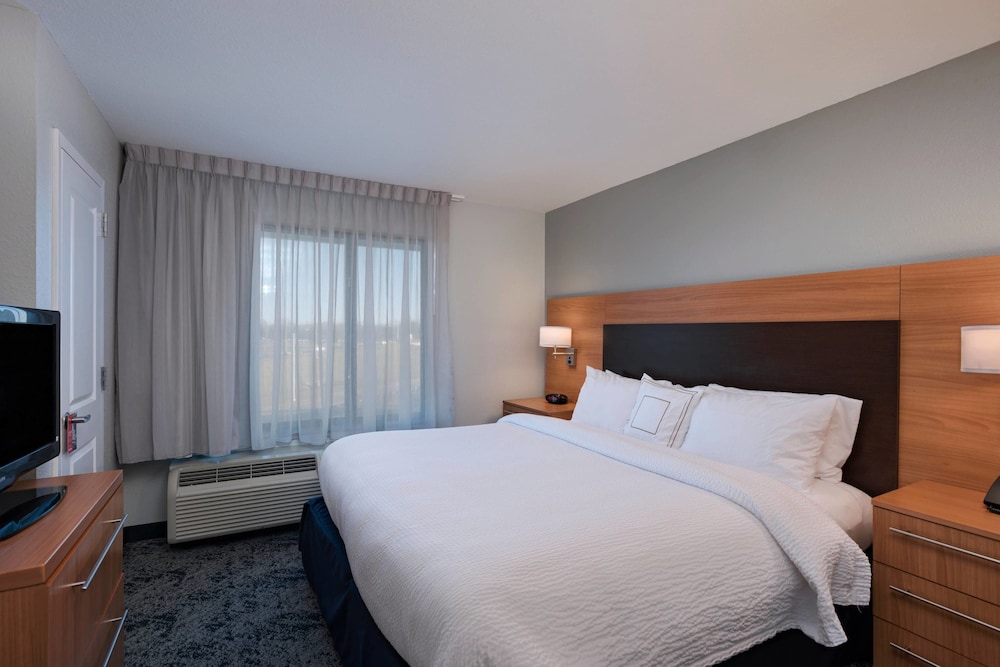 TownePlace Suites Monroe 17/41