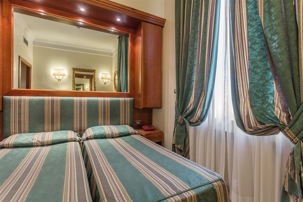 Raeli Hotel Regio 13/31