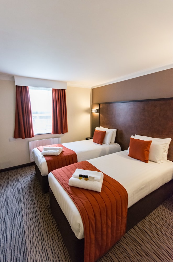 Dragonfly Hotel Colchester Formerly Quality Hotel Colchester 11/37