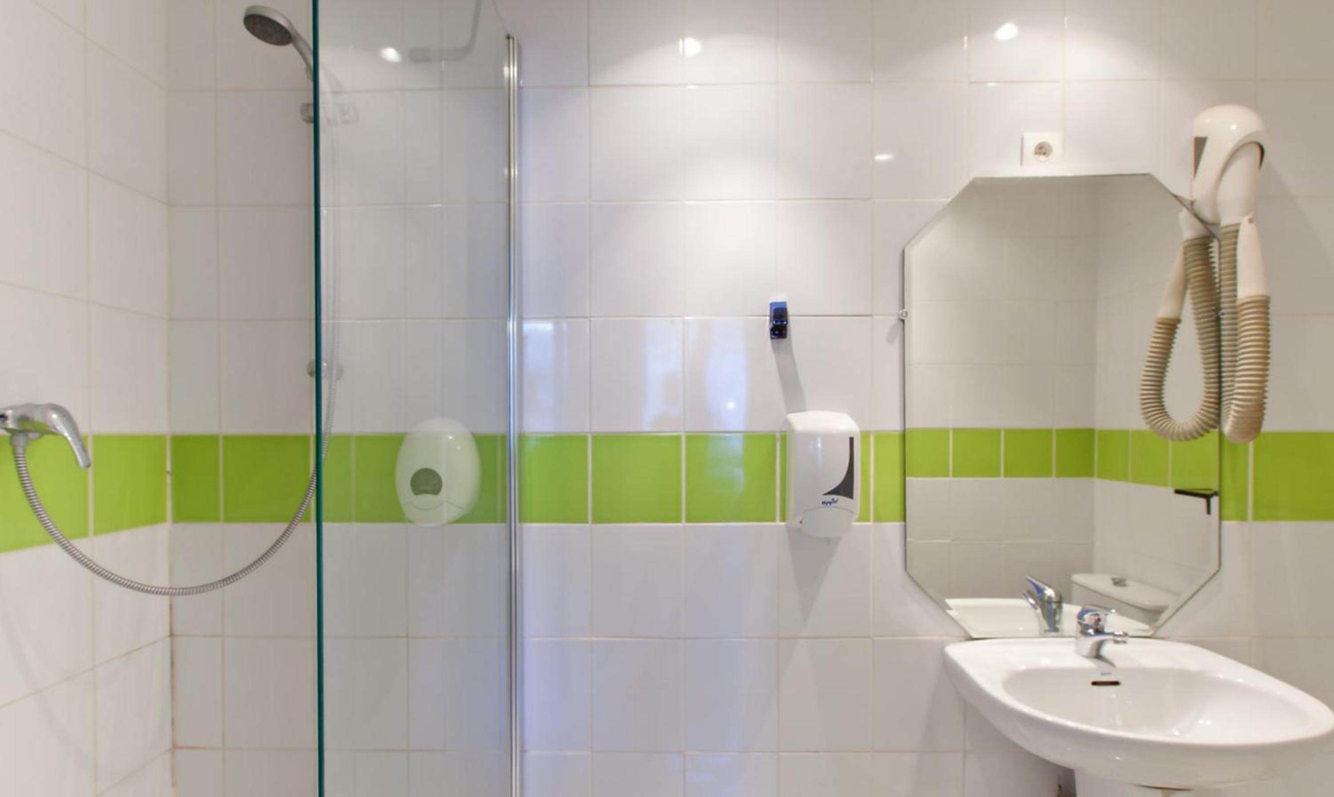 Hotel Victor Hugo 32/39