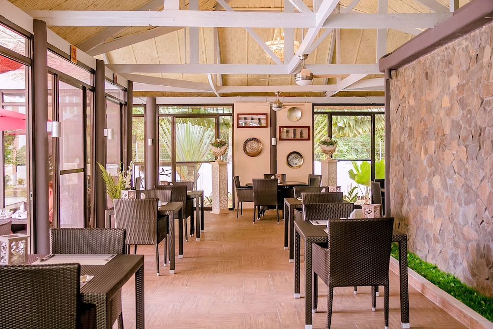 Alona Northland Resort 35/50