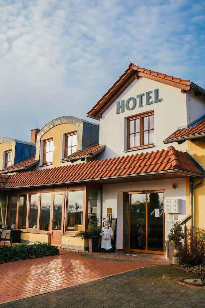 Landhotel Dresden photo5