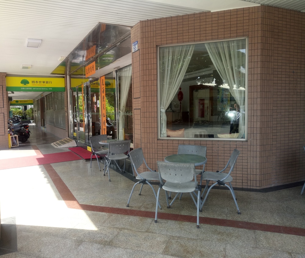 Hua Tong Hotel 10/54