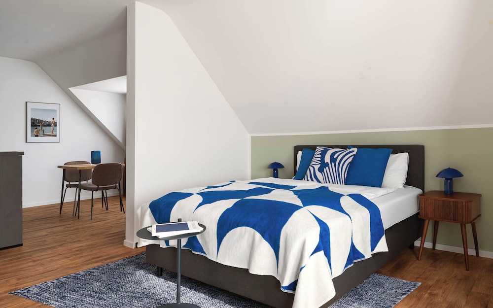 HOTEL BASEL 17/50