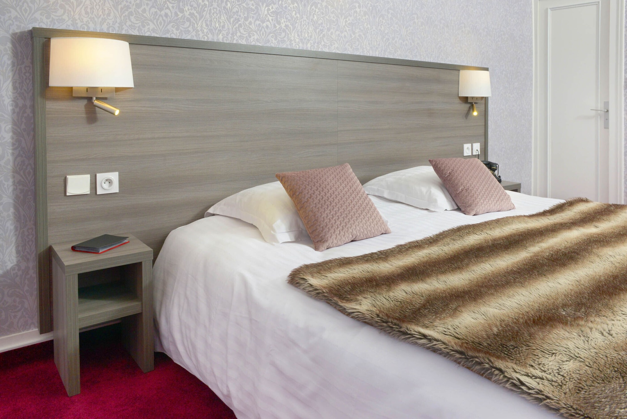 EXCLUSIVE, DOUBLE OR SINGLE BED