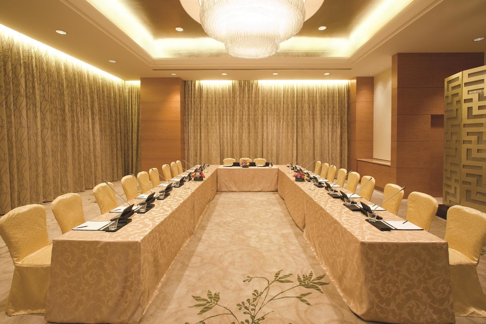 Fairmont Yangcheng Lake 17/50