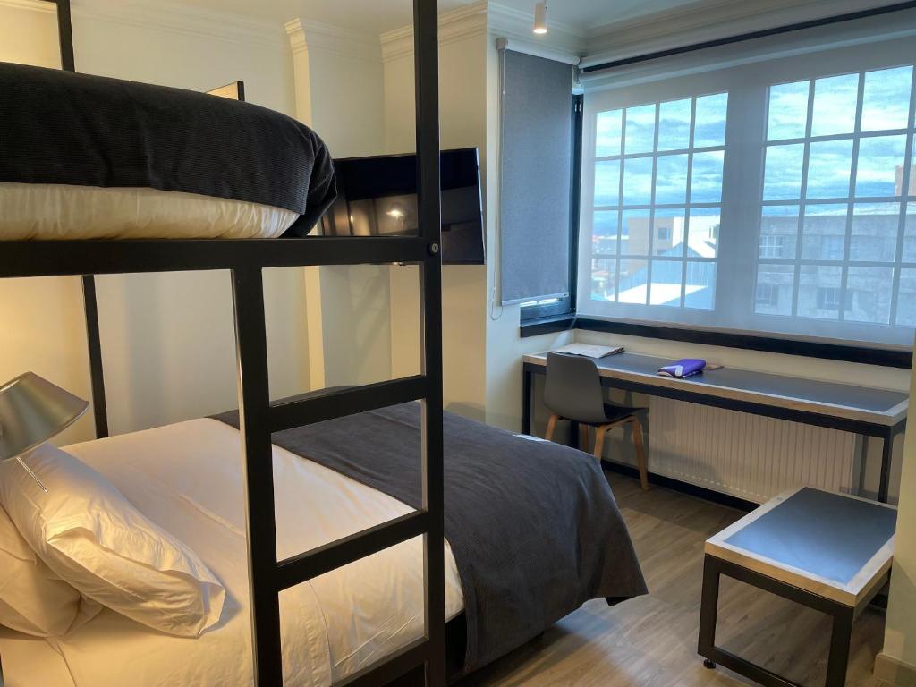 Economy, Triple, Street View, Hotel Almasur Punta Arenas 2/4