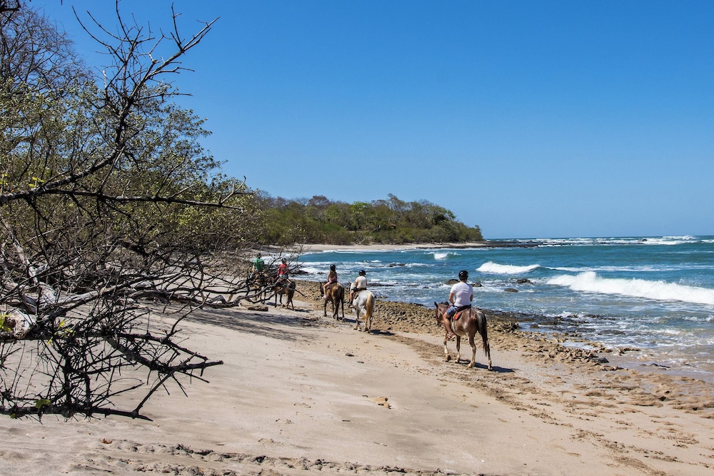 Hacienda Pinilla Vacation Rentals 78/84
