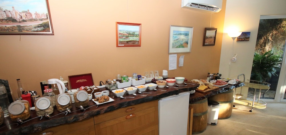 MARGARET RIVER BED AND BREAKFAST 30/48