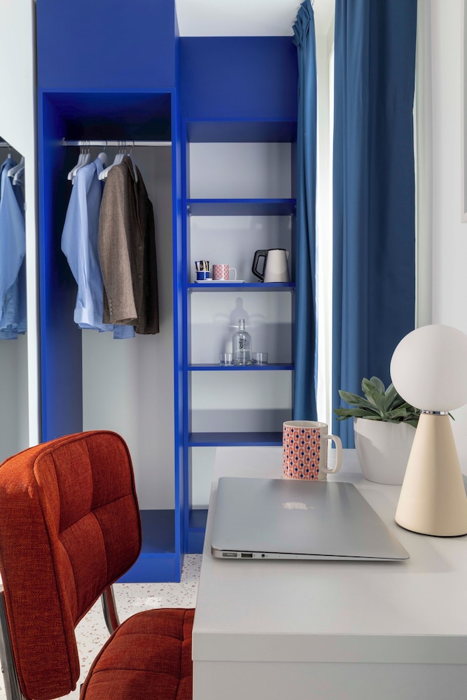 HOTEL SAINT SEBASTIEN 33/43