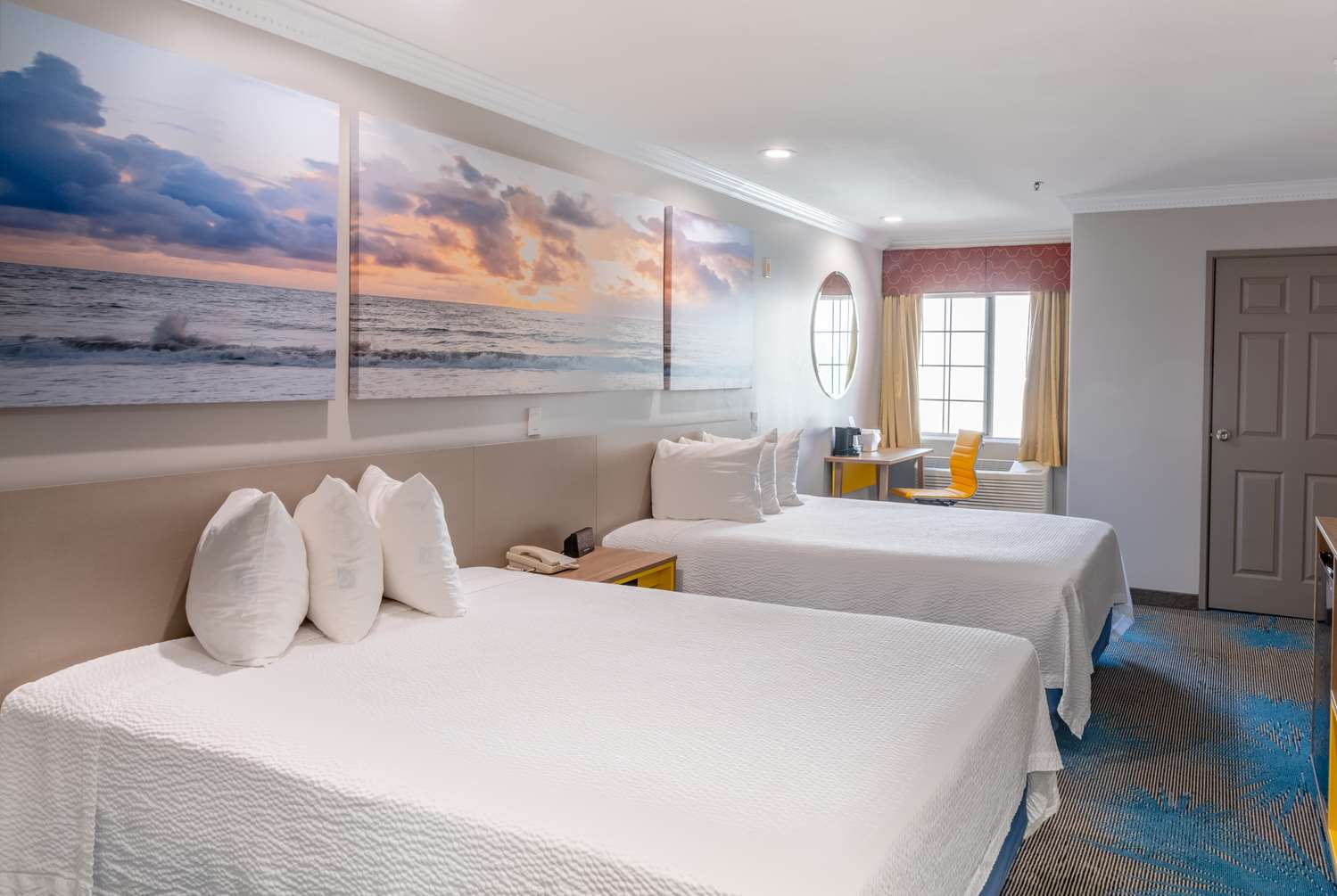Days Inn by Wyndham Santa Monica 25/45