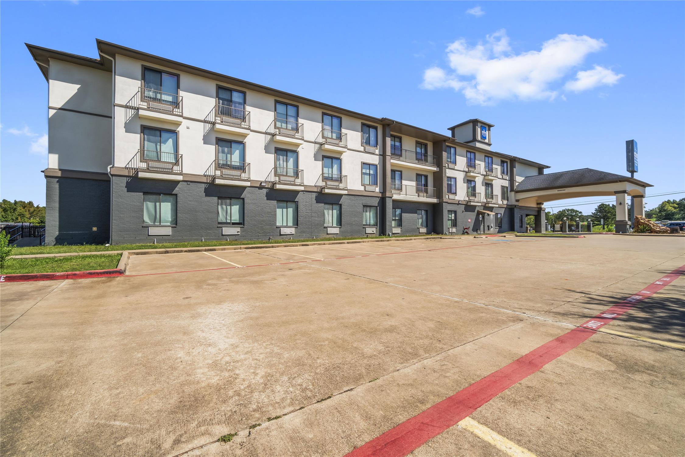 Americas Best Value Inn & Suites Livingston 35/38