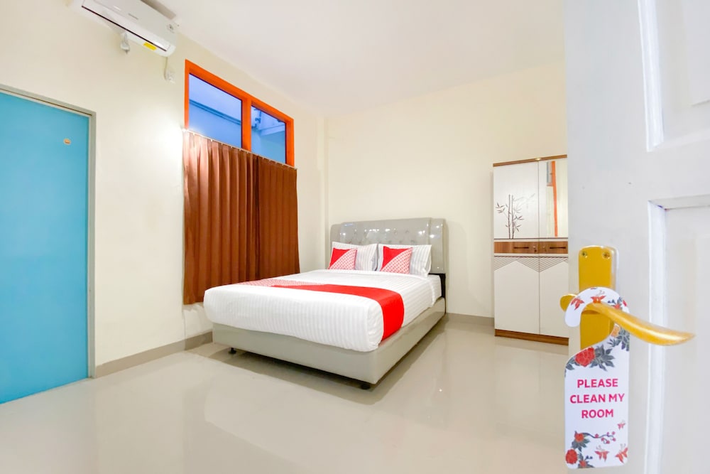 Super OYO Capital O 3092 Falah Residence Syariah 12/24