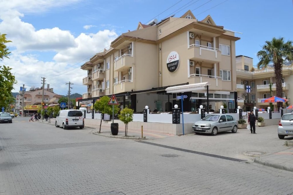 Isla Suite Hotel 35/46