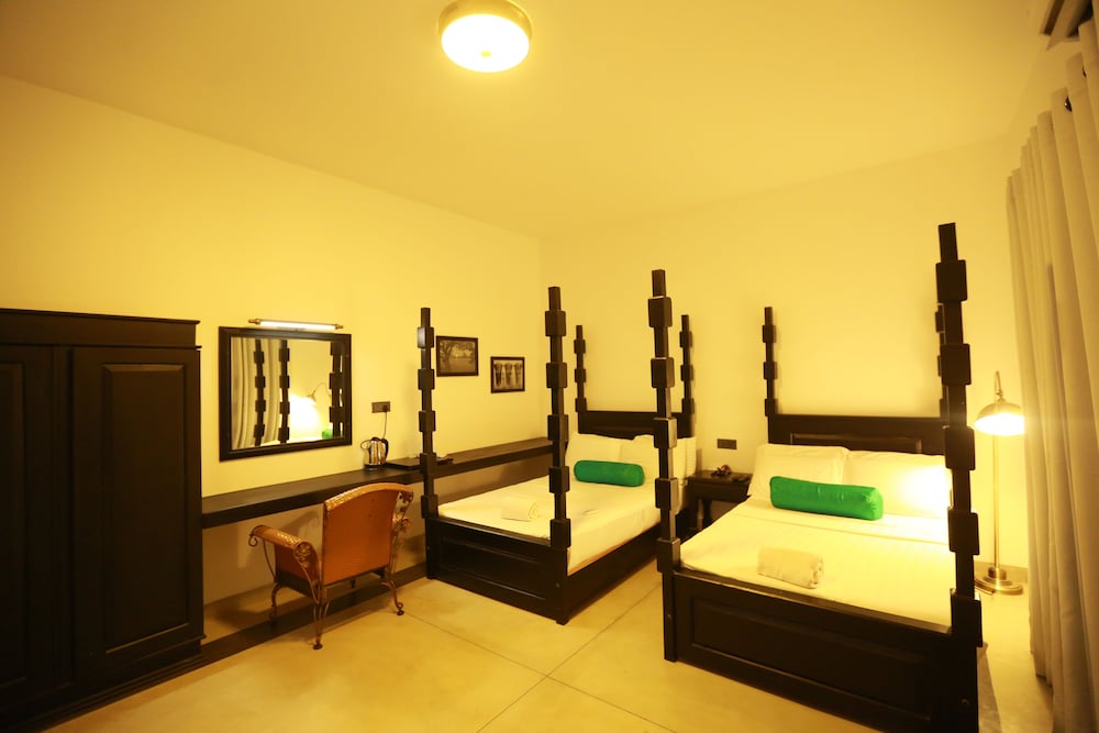 Heritage Hotel 13/50