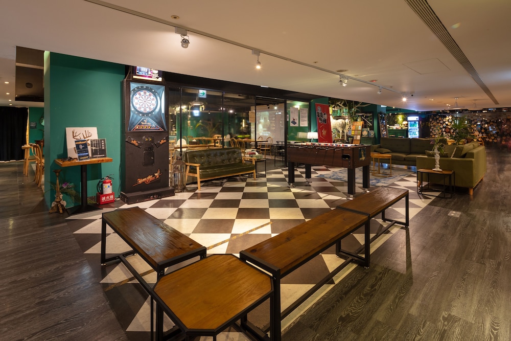 FINDERS HOTEL 39/50