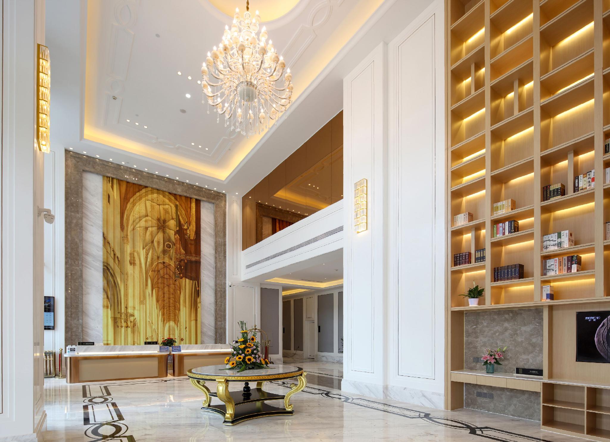 Vienna International Hotel (Chengdu Longquan Automobile City Aviation Academy Branch) 8/45
